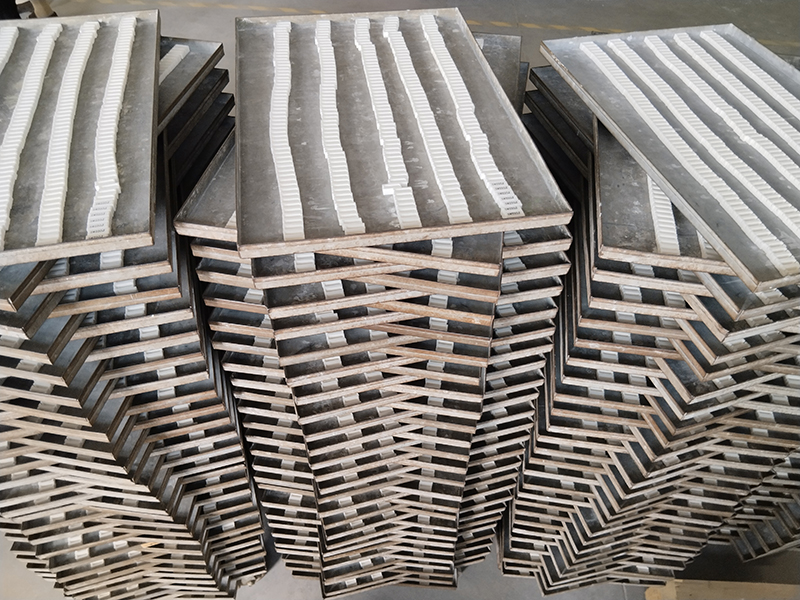 WEET-SQM-Series-Radial-Cement-Ceramic-Resistor.jpg