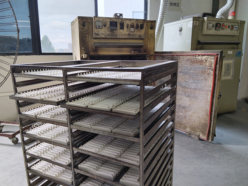 WEET-SQZ-Sereis-Cement-Housed-Ceramic-Resistor.jpg